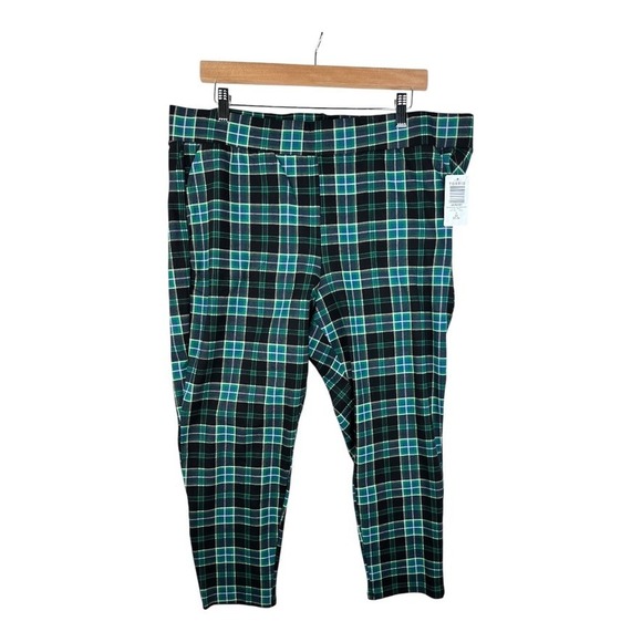 torrid Pants - Torrid Women's Crop Pocket Premium Legging Size 3 (US Size 3X) 22-24 Plaid Green